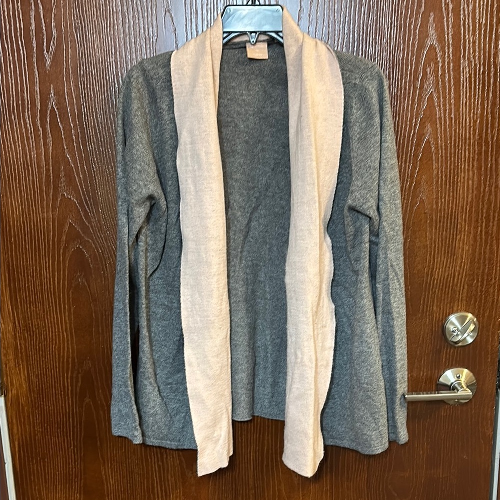 Devotion by Cyrus Gray & Pink Women's Cardigan Sweater Lg EUC angora blend